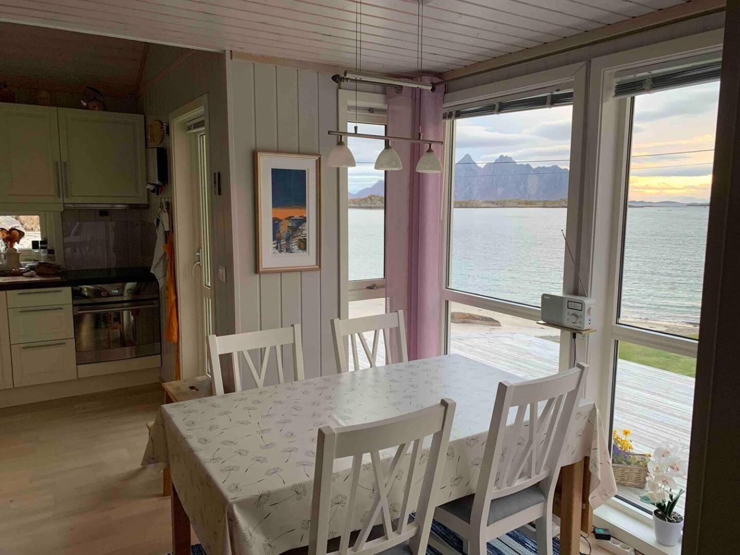 Lofotparadis - Nydelig Hytte Pa Unikt Sted Valberg Exterior foto